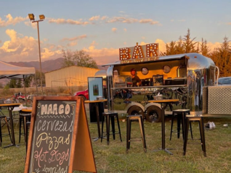 Custom-Airstream-Food-Truck